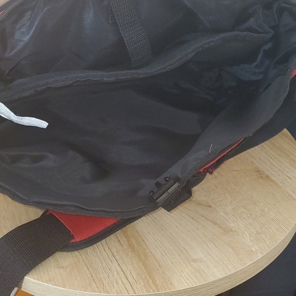 Athletic Works Messenger Bag with shoulder strap - Picture 13 of 13